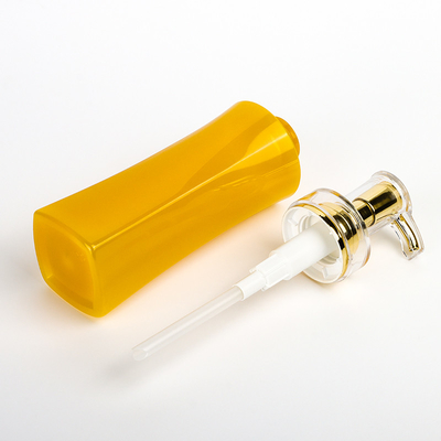 350ml 500ml Mewah Warna Kuning Empty Lotion Tubuh Pengap Kylie Perawatan Kulit Botol Gel Mandi Dengan Pompa Emas